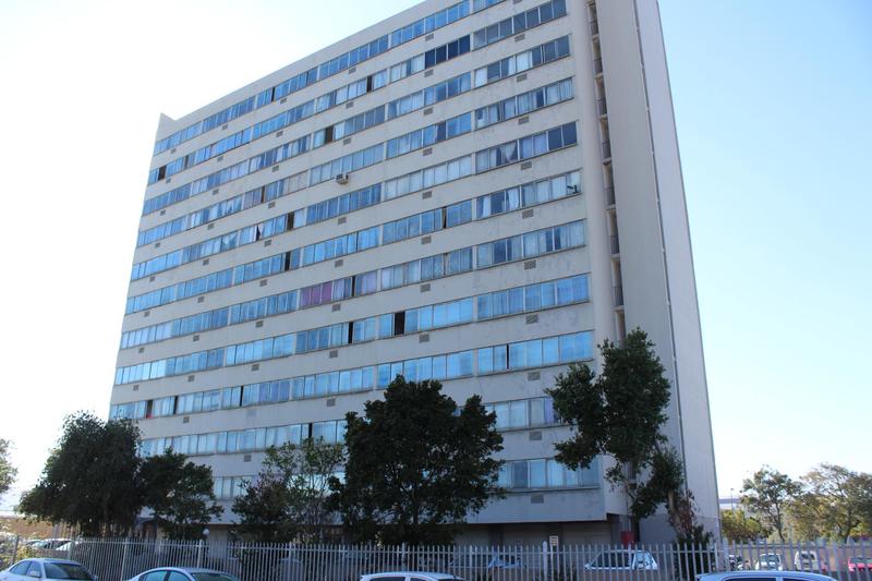 1 Bedroom Property for Sale in Parow Western Cape